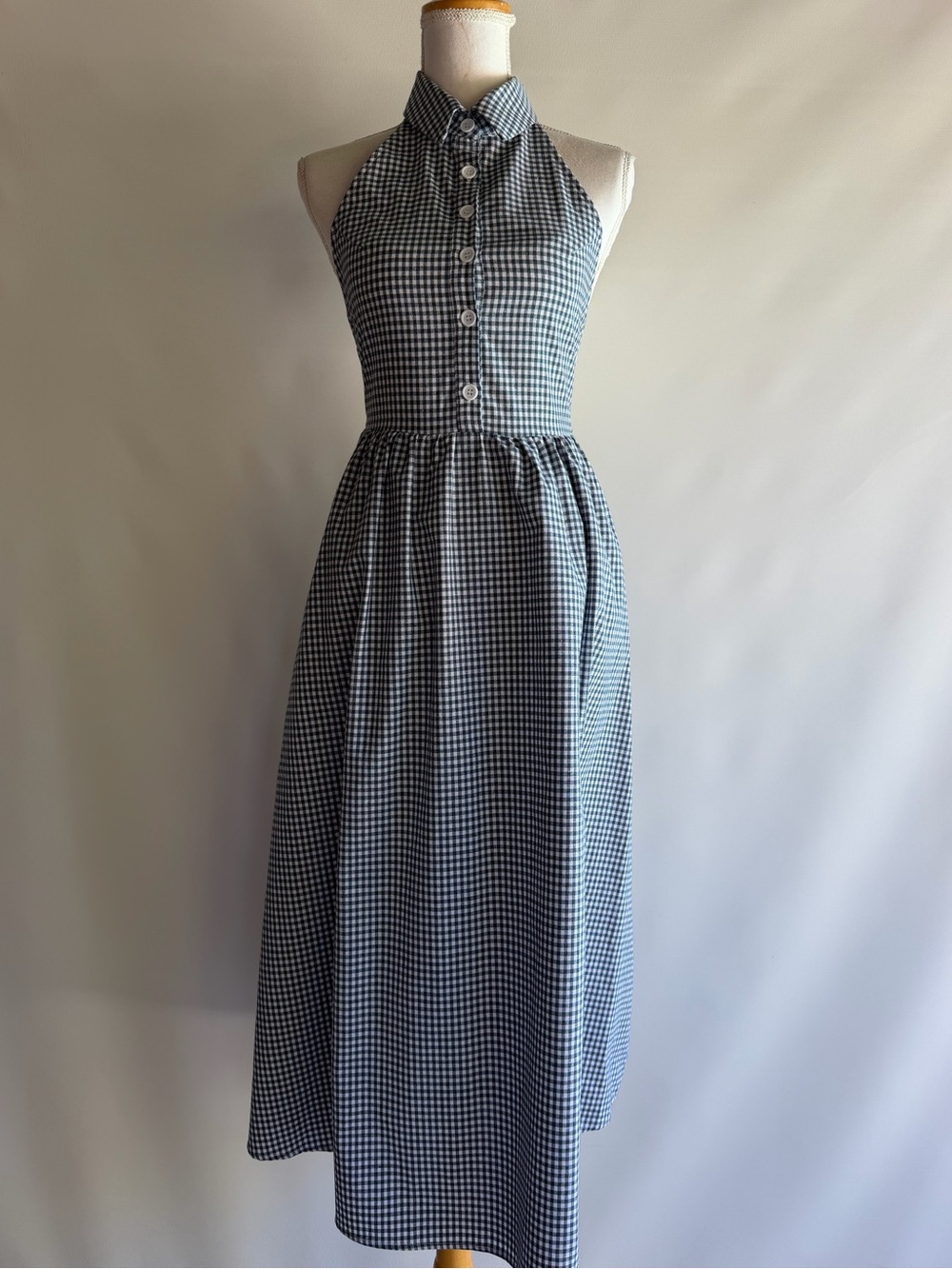 Olivaceous Halter neck Gingham Midi Dress - sz S
